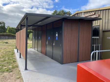 Toilets at Westerway Hall